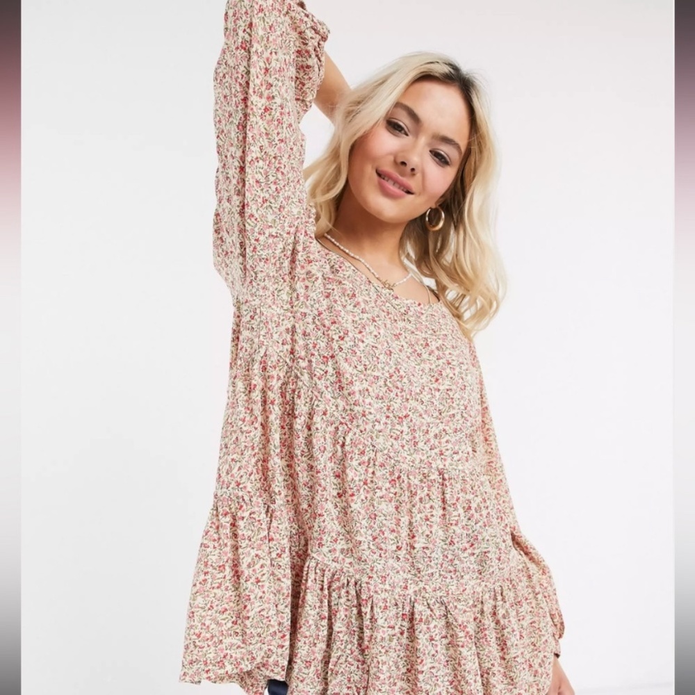 American Eagle floral top - Picture 2 of 4